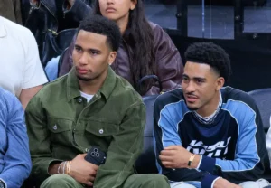 WmOBsByipiKI